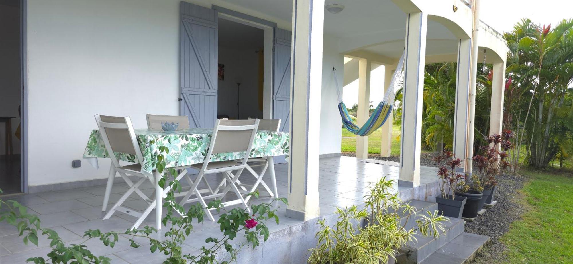 Maison Laurencia - Appartement Au Rez-De-Chaussee Avec Jardin Sainte-Anne  Buitenkant foto